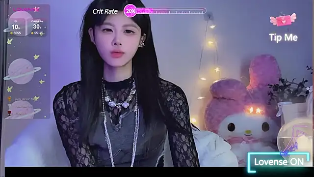 O0 0Q online show from December 15, 9:56 am