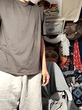 Gillygilly76 online show from March 2, 3:05 pm