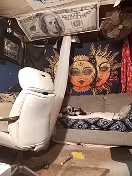 Gillygilly76 online show from March 15, 12:13 pm