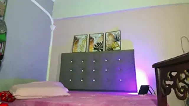 sexy-luna-star-ts online show from December 19, 7:10 pm