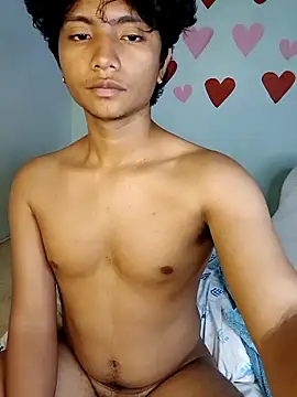 Snapshot of _Ottis_ chatting on February 26, 2:04 am Ottis online show from February 26, 2:04 am