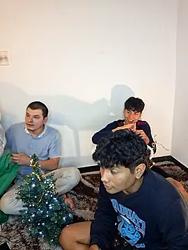  Ottis  online show from December 4, 11:46 pm