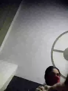 kirti  arora online show from December 3, 6:59 am