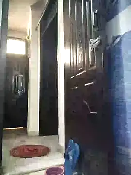 kirti  arora online show from January 25, 7:06 am