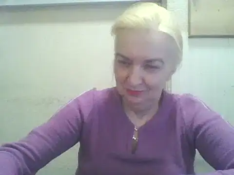 Snapshot of Meri798 chatting on May 1, 6:56 pm Meri798 online show from May 1, 6:56 pm