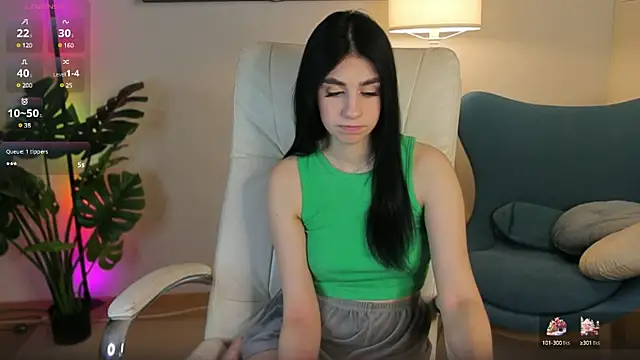 Snapshot of Dina_Foxxx chatting on March 19, 10:00 am Dina Foxxx online show from March 19, 10:00 am