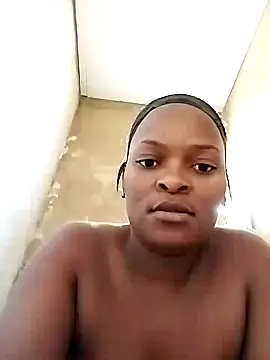 Snapshot of lovelyassbitch chatting on February 7, 10:50 am lovelyassbitch online show from February 7, 10:50 am