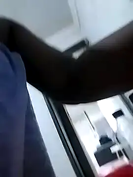 Snapshot of lovelyassbitch chatting on March 6, 9:20 pm lovelyassbitch online show from March 6, 9:20 pm