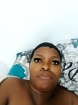 Snapshot of lovelyassbitch chatting on March 17, 5:56 am lovelyassbitch online show from March 17, 5:56 am