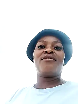 Snapshot of lovelyassbitch chatting on March 22, 9:02 am lovelyassbitch online show from March 22, 9:02 am