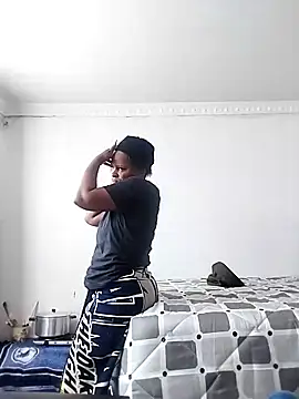 Snapshot of lovelyassbitch chatting on March 23, 8:59 am lovelyassbitch online show from March 23, 8:59 am