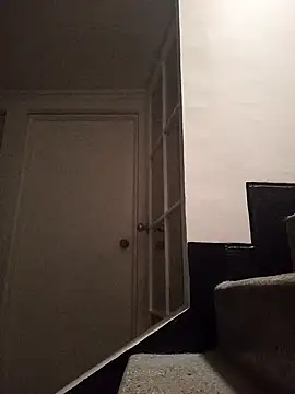 weedmanhot28 online show from December 24, 10:39 pm