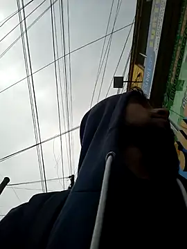 weedmanhot28 online show from February 17, 7:21 pm