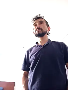 weedmanhot28 online show from March 8, 7:31 pm