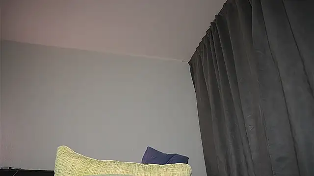 Snapshot of MazzyDoll chatting on January 27, 7:56 am MazzyDoll online show from January 27, 7:56 am