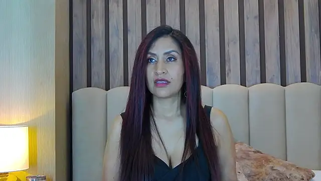 MonicaMoret online show from January 24, 12:52 pm