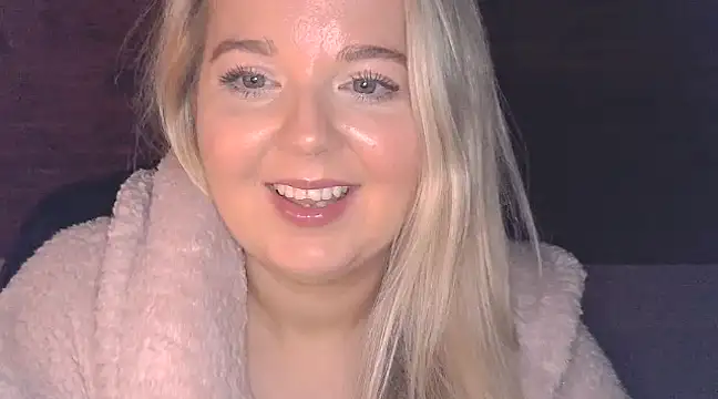 Snapshot of Jessica69G chatting on January 11, 12:22 am Jessica69G online show from January 11, 12:22 am