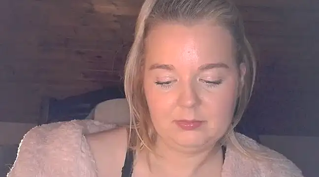 Snapshot of Jessica69G chatting on January 16, 9:40 pm Jessica69G online show from January 16, 9:40 pm