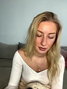 belle98 online show from November 24, 1:55 pm