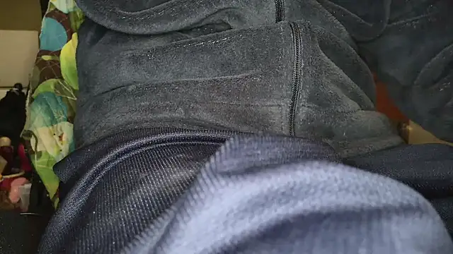 Snapshot of hidenyan02 chatting on March 6, 6:30 am hidenyan02 online show from March 6, 6:30 am