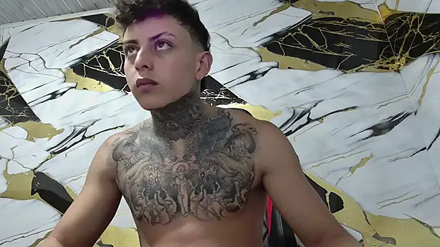 Kevin22 222 online show from January 4, 3:07 am