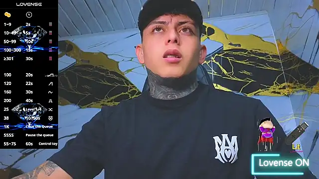 Kevin22 222 online show from October 9, 4:54 am