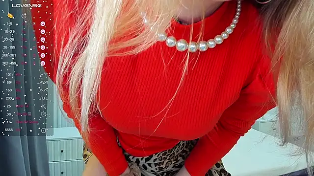 Snapshot of Kelly_Cuutie chatting on January 21, 12:57 am Kelly Cuutie online show from January 21, 12:57 am