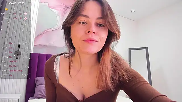 Snapshot of Kelly_Cuutie chatting on February 24, 1:24 am Kelly Cuutie online show from February 24, 1:24 am
