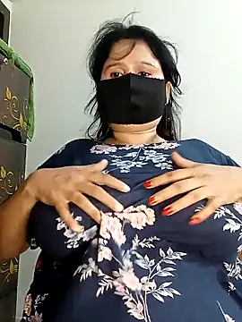Snapshot of Tishani chatting on September 9, 4:28 pm Tishani online show from September 9, 4:28 pm