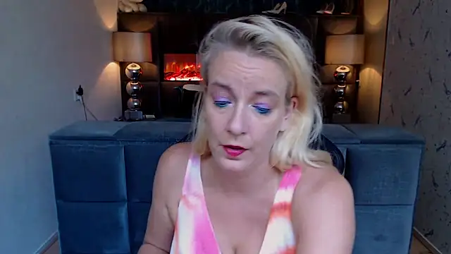 Snapshot of Wendysexyx chatting on September 20, 7:53 am Wendysexyx online show from September 20, 7:53 am