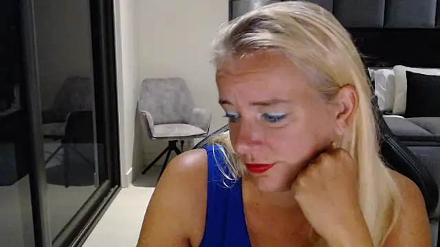 Snapshot of Wendysexyx chatting on January 12, 10:09 am Wendysexyx online show from January 12, 10:09 am