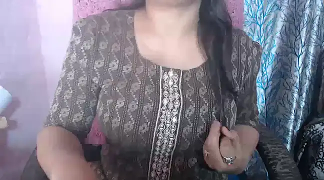Snapshot of Manpreet_cute chatting on December 24, 6:06 pm Manpreet cute online show from December 24, 6:06 pm