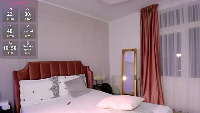 CharmingAnnie online show from February 18, 12:59 am