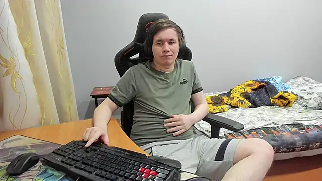 iliaskrislove online show from September 9, 10:09 pm