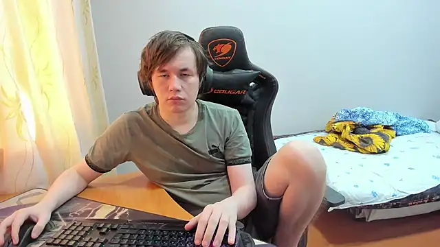 iliaskrislove online show from September 21, 4:36 am