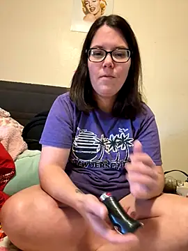 FreakNastyLacie online show from November 1, 8:55 pm