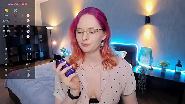 Snapshot of Aemilia_ chatting on January 16, 3:02 pm Aemilia online show from January 16, 3:02 pm