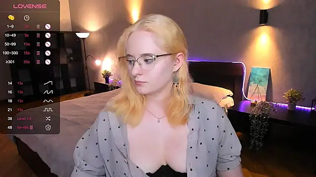 Snapshot of Aemilia_ chatting on January 24, 3:34 pm Aemilia online show from January 24, 3:34 pm