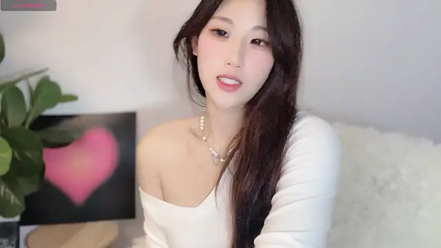 Snapshot of Chu-Chu-99 chatting on February 22, 8:07 am Chu-Chu-99 online show from February 22, 8:07 am