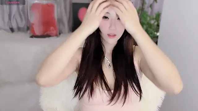 Snapshot of Chu-Chu-99 chatting on February 27, 5:45 am Chu-Chu-99 online show from February 27, 5:45 am