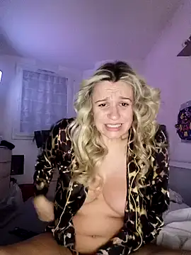 SpicyVicky online show from January 27, 6:52 am