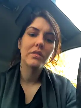 Linalicious online show from November 5, 3:12 pm