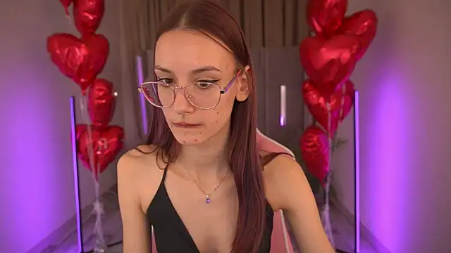 CozyMell online show from February 25, 2:00 pm