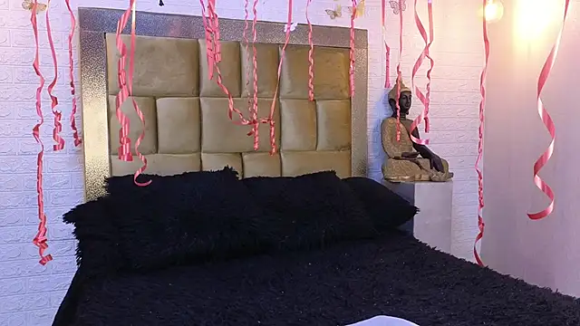 ximenawilliamss online show from November 15, 10:34 am