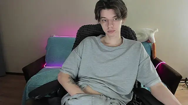 Liam sexy1 online show from January 19, 1:33 pm