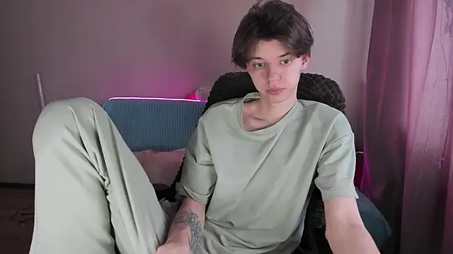 Liam sexy1 online show from March 14, 8:10 am