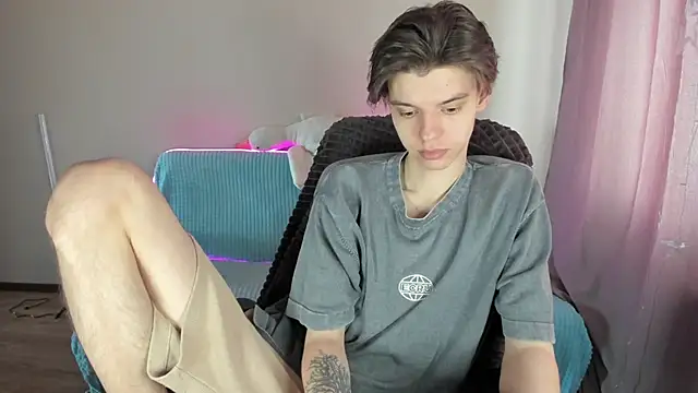 Liam sexy1 online show from March 18, 8:14 am