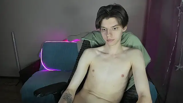 Liam sexy1 online show from March 18, 4:26 pm