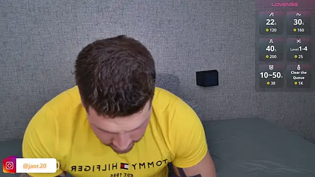 Jaor owens20 online show from February 28, 12:55 am