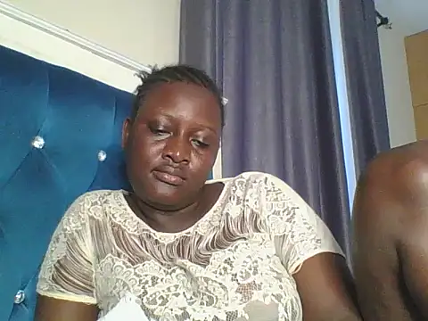 Snapshot of Heavy_ass chatting on June 19, 12:42 pm Heavy ass online show from June 19, 12:42 pm